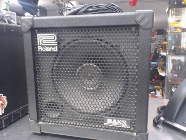 Ampli de bass roland (cube-30) cb-30