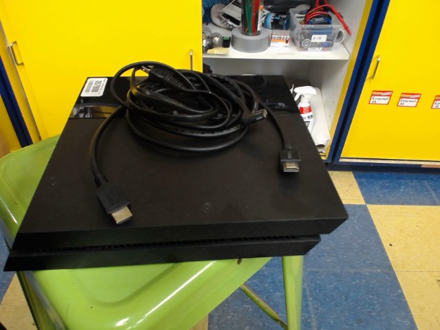 Ps4 avec fil sans la manette