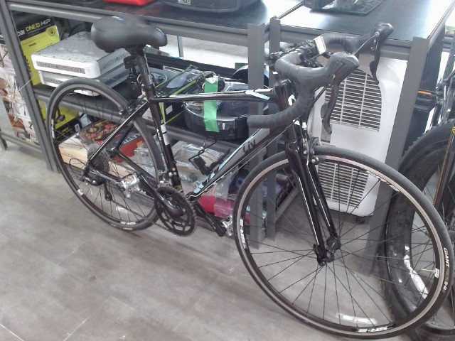 Velo de route small