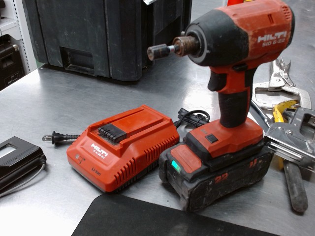 Impact drive avec chargeur et batterie