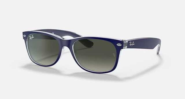 Lunette de soleil bleu