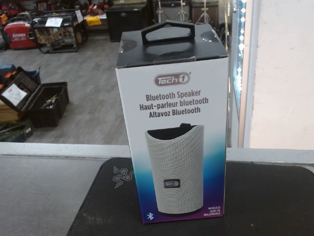 Speaker neuf seal