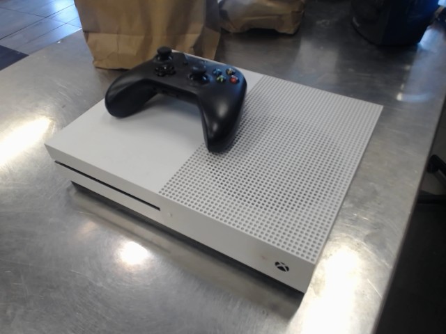 Console no manette no fil one s av lecte