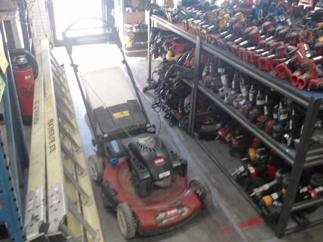 Tondeuse gaz a traction+sac(159cc)