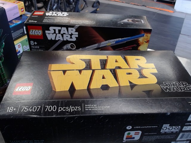 Set de construction star wars lego 700pc