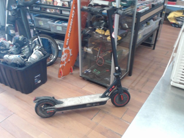 Trotinette electrique sans chargeur