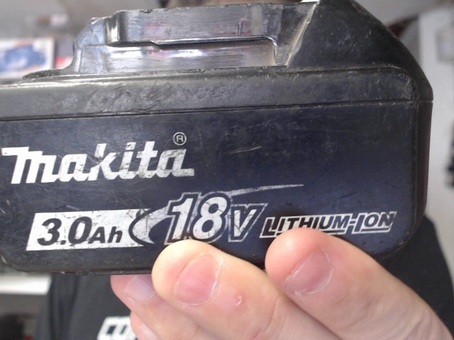 Batterie makita 3.0 amperes