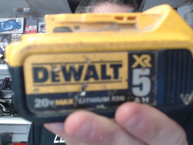 Dewalt xr 5.0 amperes