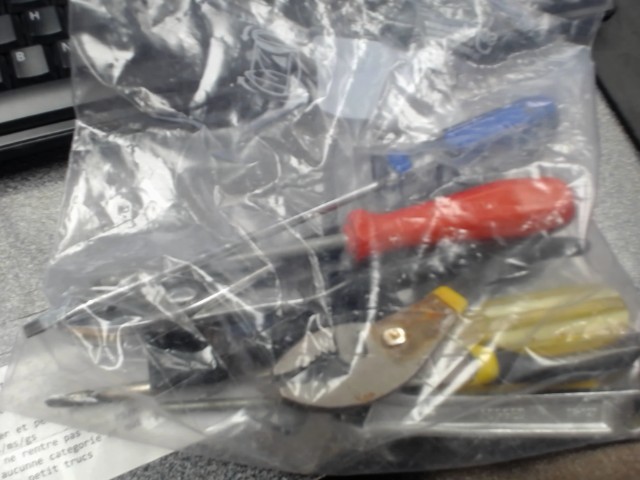 Ratchet set incomplete