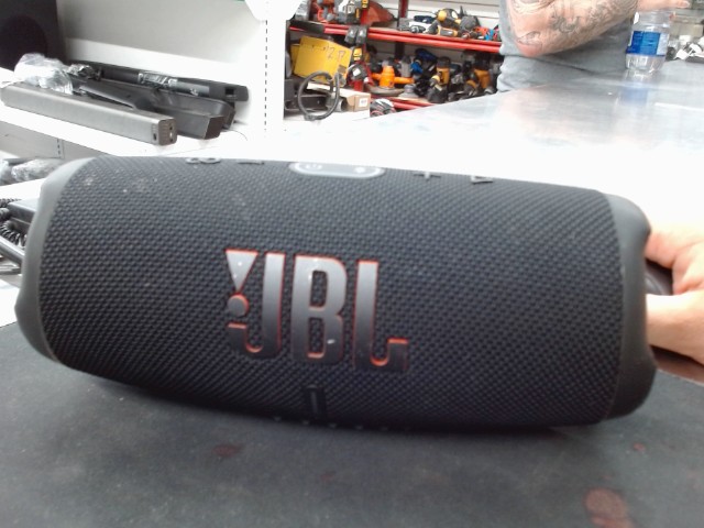 Jbl charge 5
