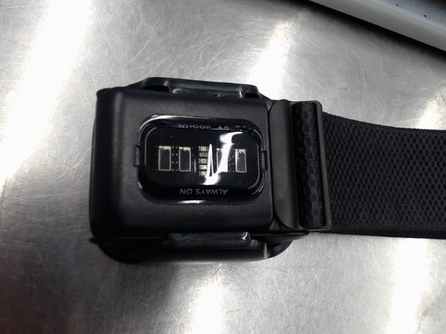Fitness tracking with battery pack