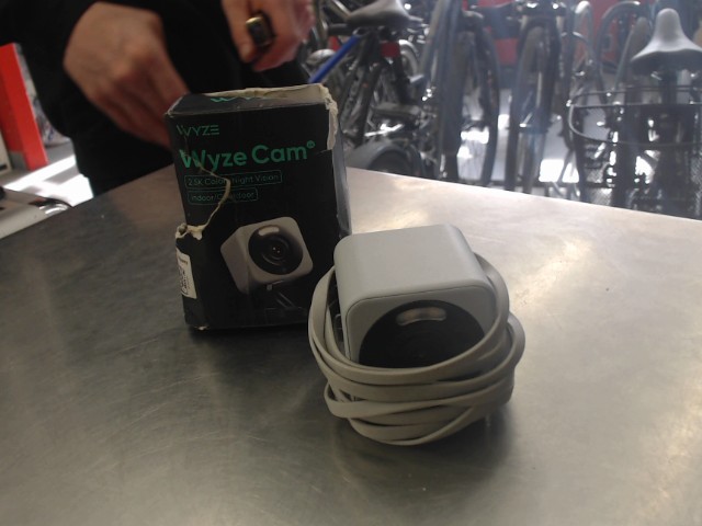 Wyze cam v4 2.5k night vision ouvert