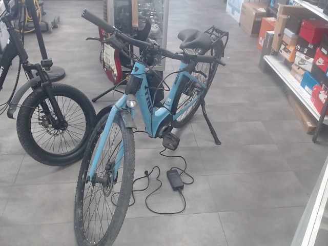 E bike 250w 20mph+chargeur