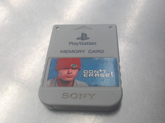 Carte memoire ps1 8mb