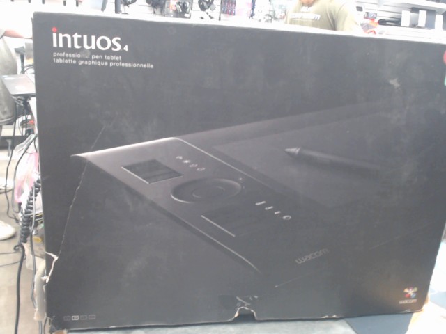 Tablette graphique +acc in box