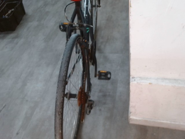 Velo route doit le sortir