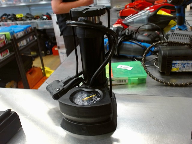 Air compressor decompressor
