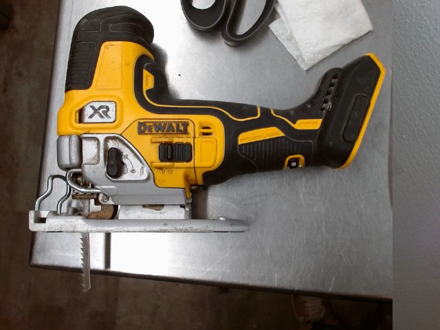 Scie sauteuse sans fil 20v xr