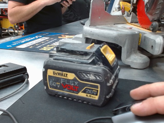 Batterie dewalt 20v 6ah flexvolt