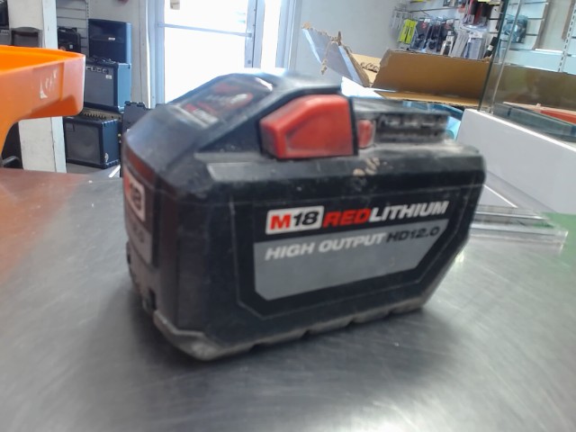 Batterie milwaukee m18 12ah high output