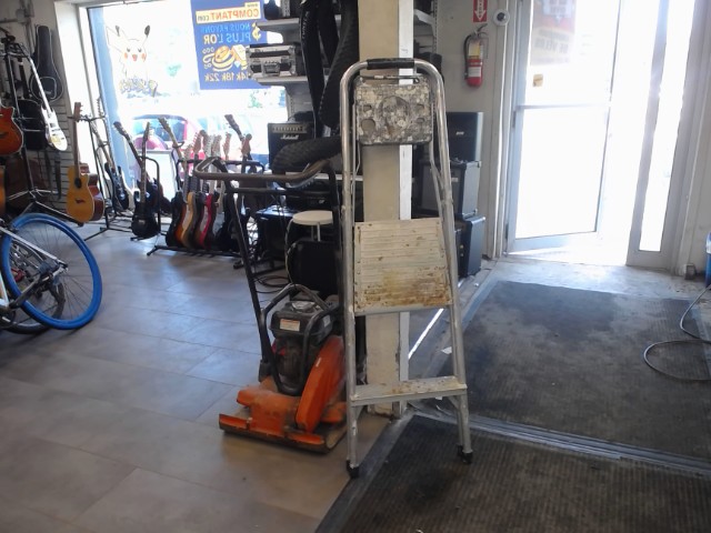 Step stool featherlite 4ft