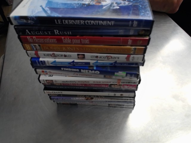 Lot de 16 dvds