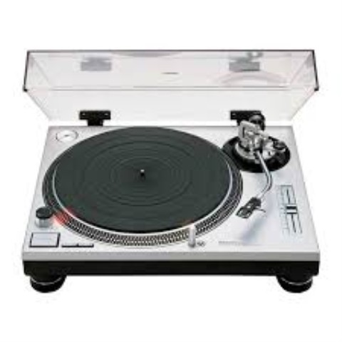 Technics sl1200mk2 turntable