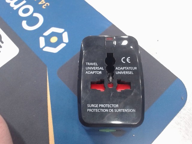 Plug universel