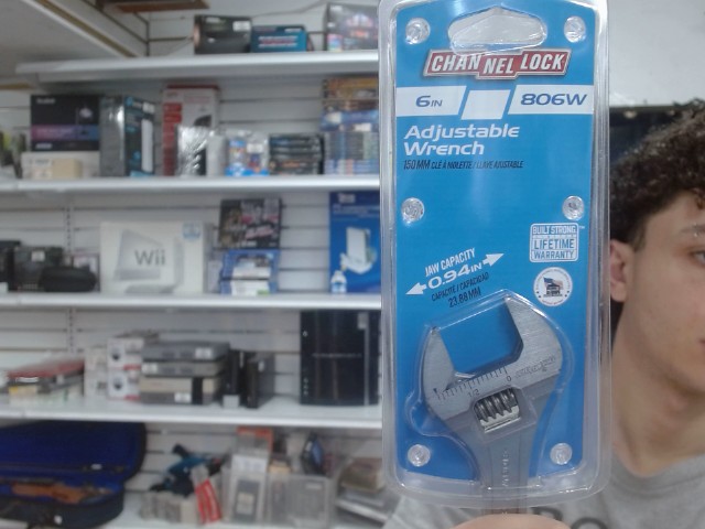 1x adjustable wrench