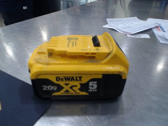 Batterie dewaolt 20v 5ah 2020