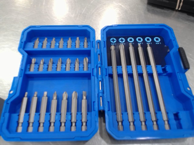 Kit drill bit