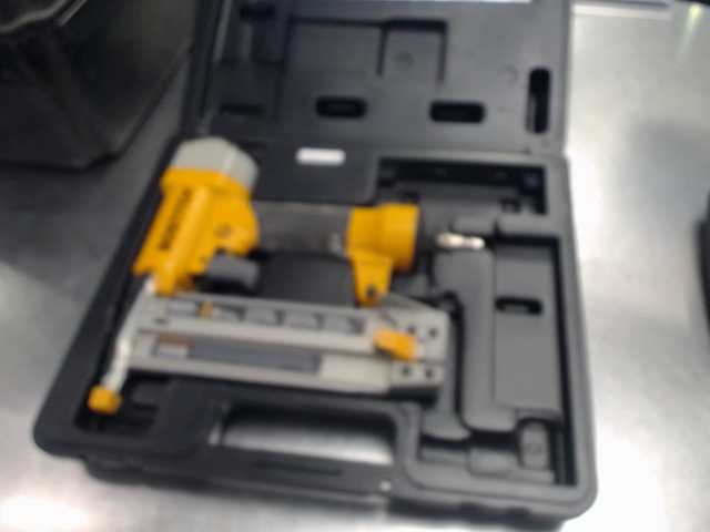 Brad nailer bostitch ds case