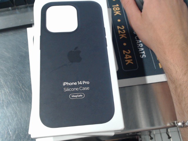 Mag safe silicone case iphone 14 pro