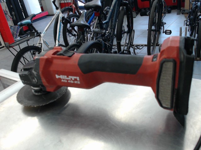 Grinder sans fil avec lame dewalt