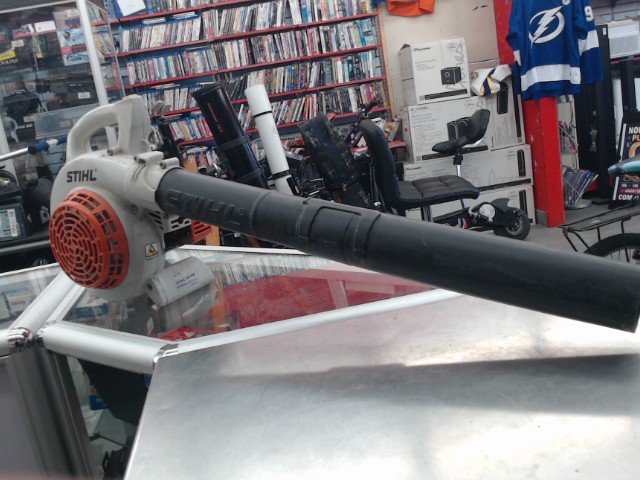 Leaf blower stihl a gaz