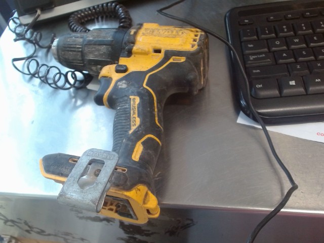 Perceuse dewalt