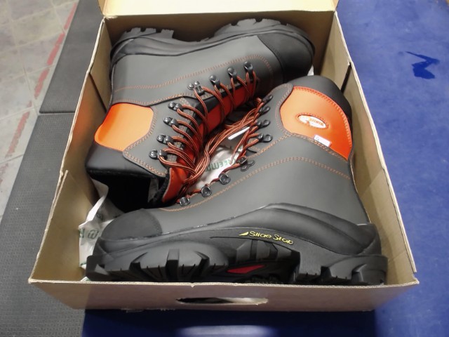 Bottes bucheron anti-coupure comme neuve