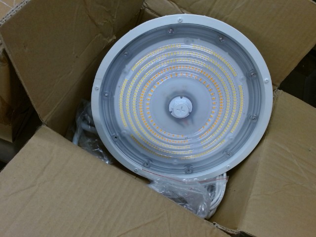 Led de garage neuf