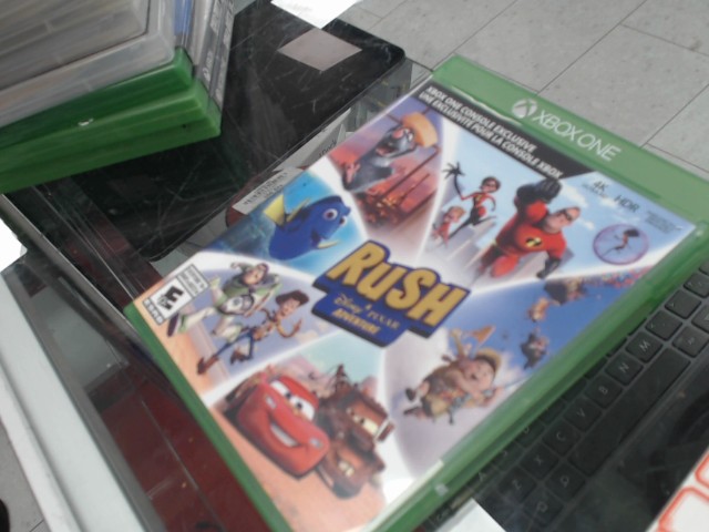 Disney pixar rush xbox one