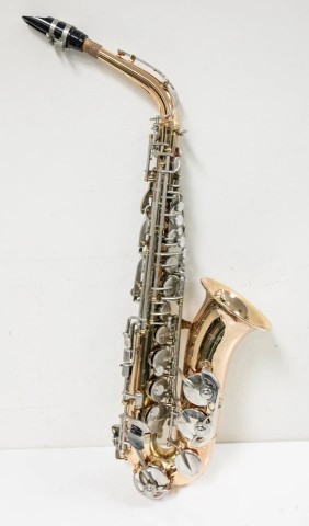 Saxophone yamaha yas-23