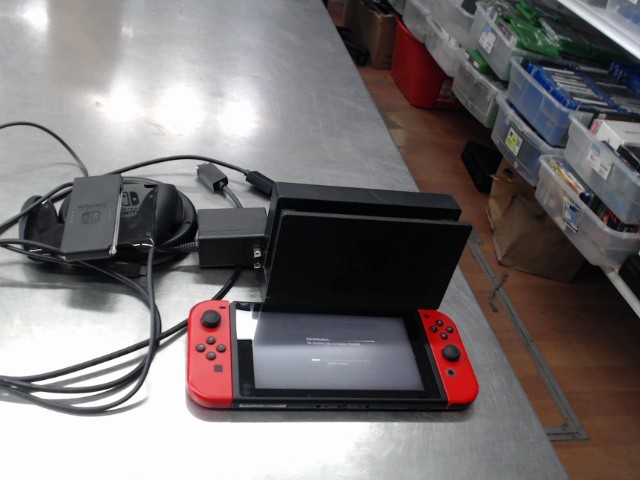 Console swutch + dock + fils courant