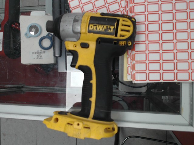 Dewalt a batterie