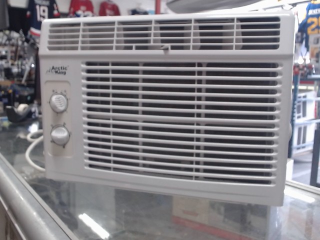Air climtiser (5000btu) �lectrique