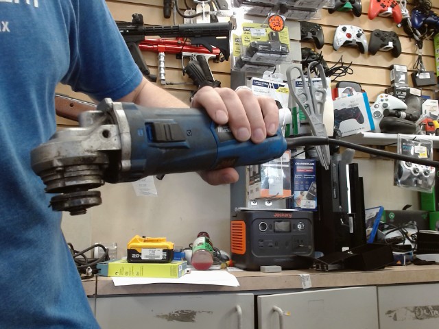 Angle grinder