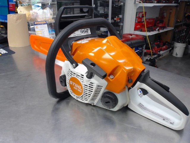 Chainsaw tres bonne condition