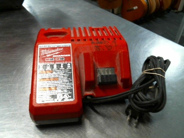 Chargeur a batterie milwaukee j.b.a