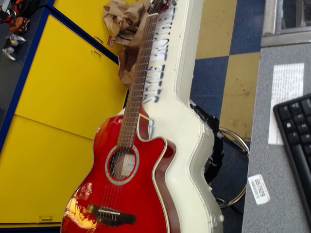 Takamine eg568c acoustique guitar red