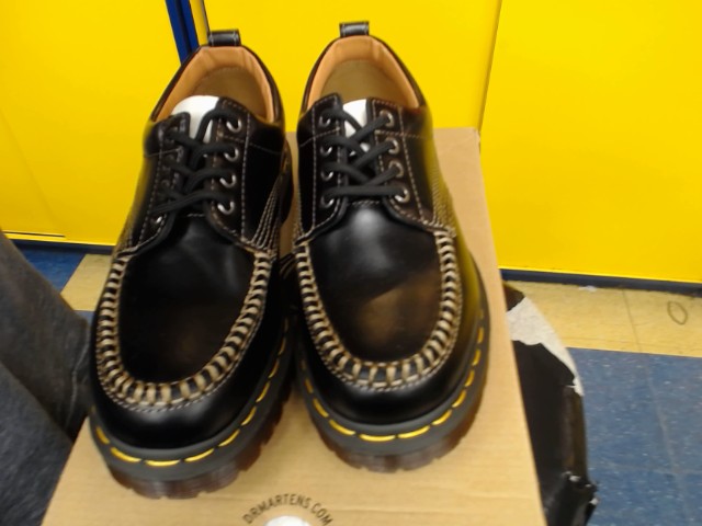 Lowell black analine shoes neuf