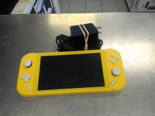 Consolejaune+cable