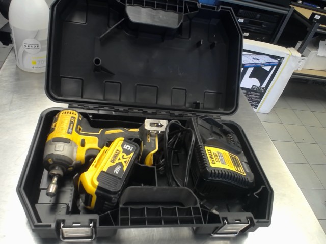 Impact drive avec batterie chargeur